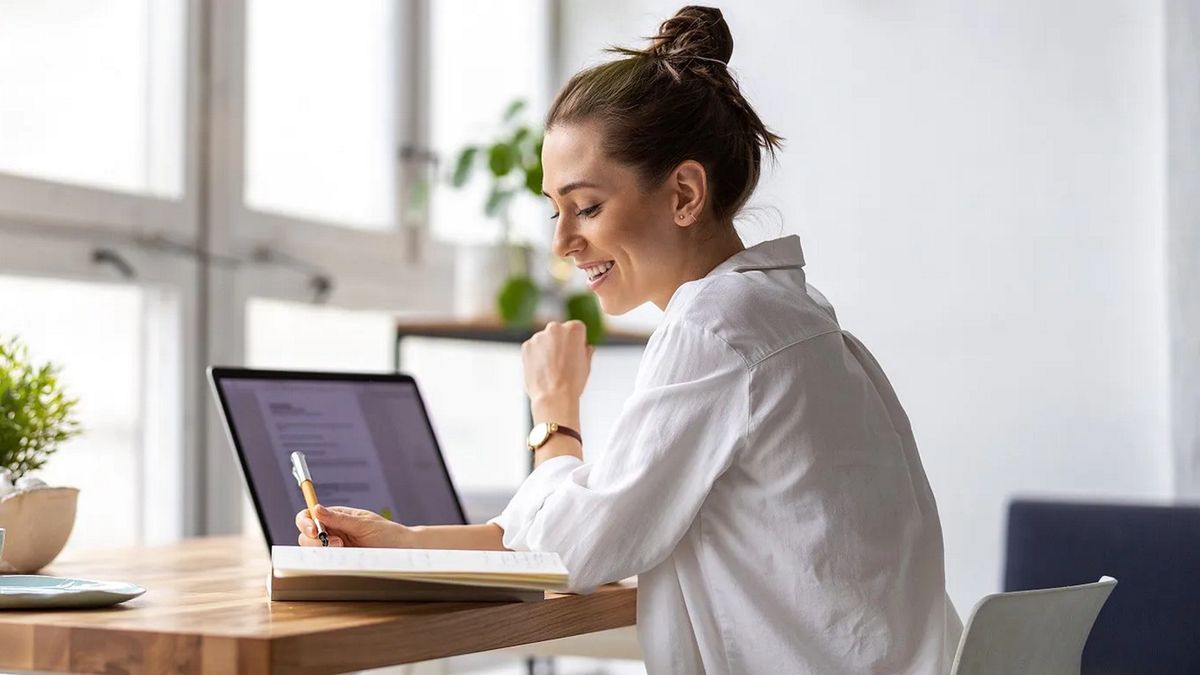 biznes laptop kobieta