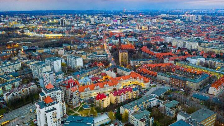 Serial 'Rojst Millenium'. Gdzie powstały sceny popularnego serialu Netflix?