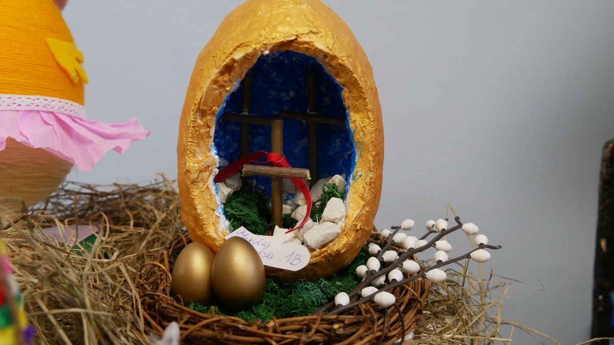 Łobżenica. Wielkanocne Strojne Jajo