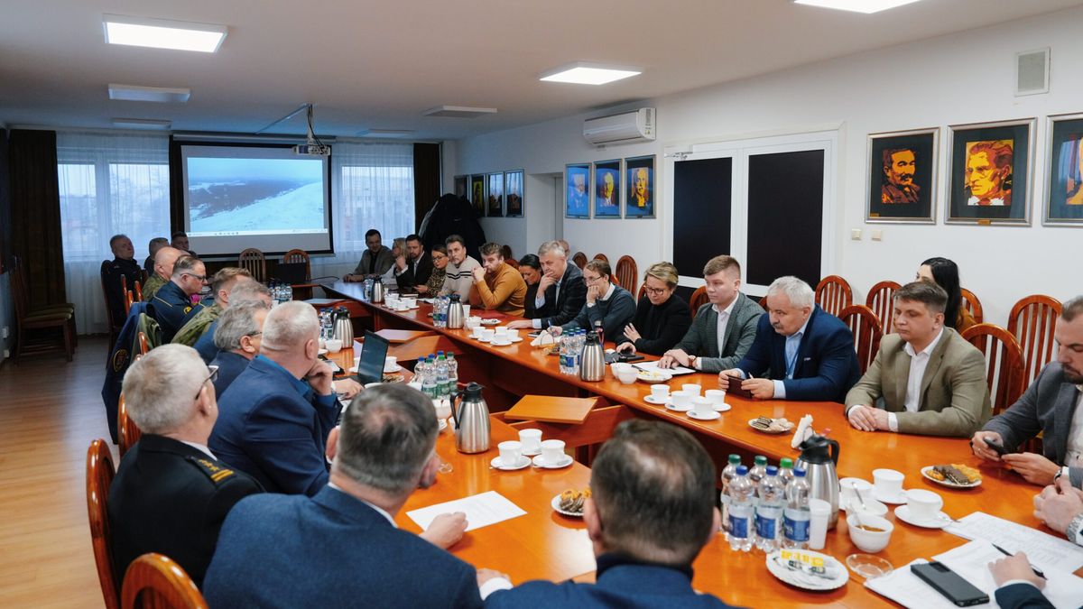 Posiedzenie sztabów kryzysowych 