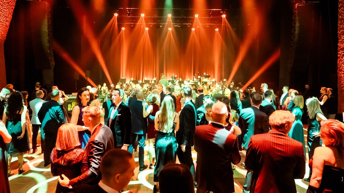 Muzycy TOS zaprosili torunian na karnawałowy bal