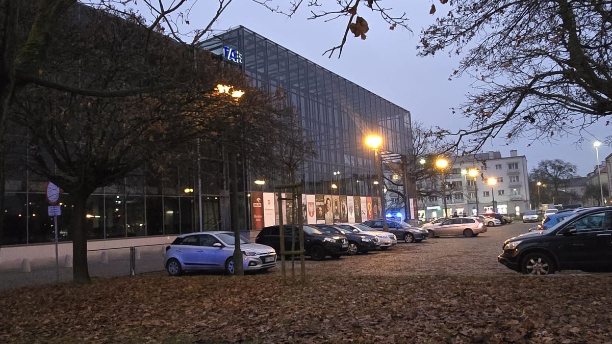 Ładunek wybuchowy w teatrze