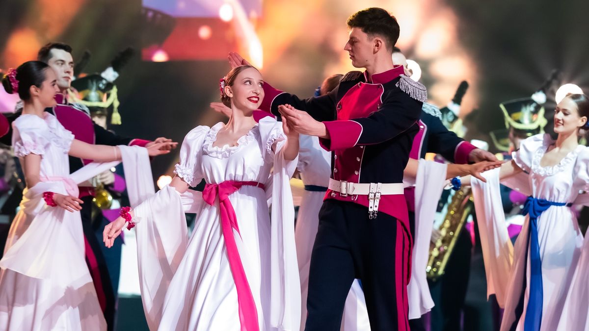 Polonez rozpoczął 14. Dobroczynny Bal Marszałkowski