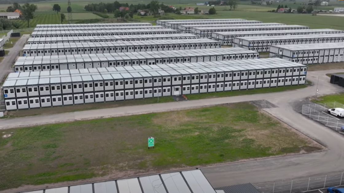 Zabójstwo w miasteczku kontenerowym 