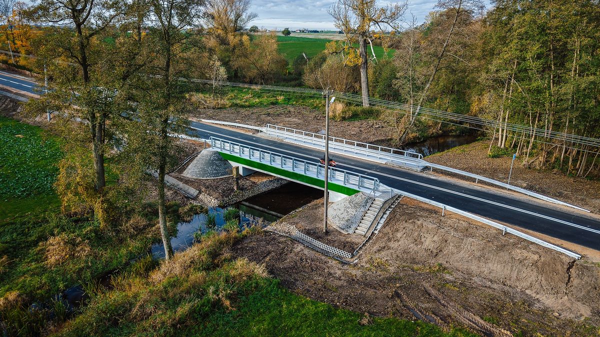 Nowa droga i dwa mosty 