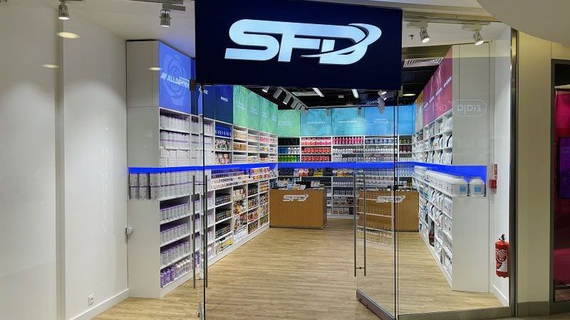 Jak wybrać odpowiednie suplementy diety i odżywki do swojego pla