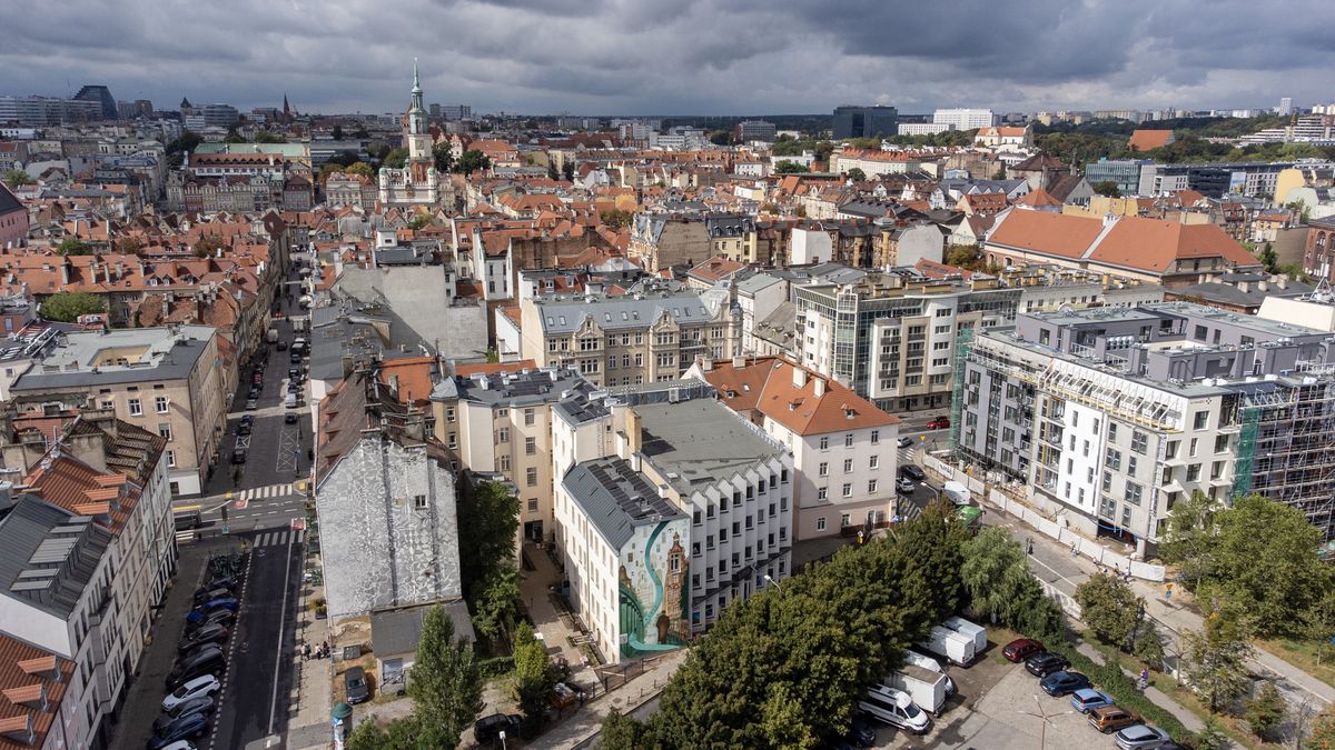 Mural „Rzeka warta Poznania” – sztuka, która przypomina o tożsam