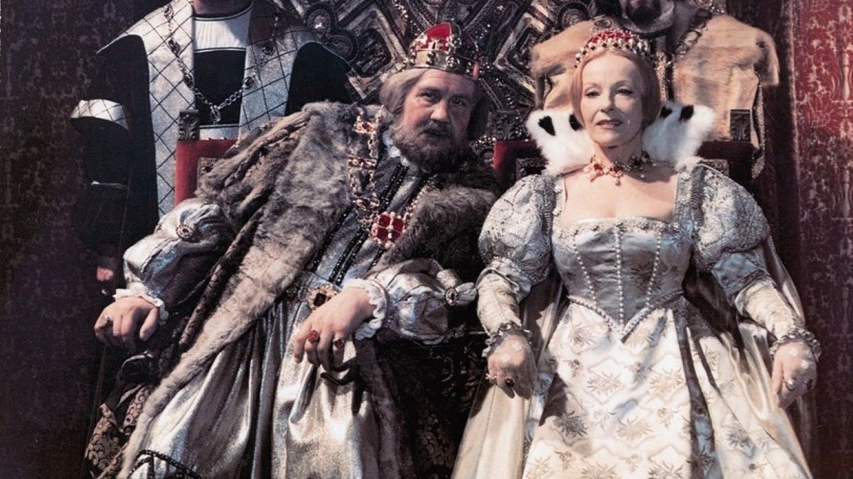 Kadr z serialu Królowa Bona