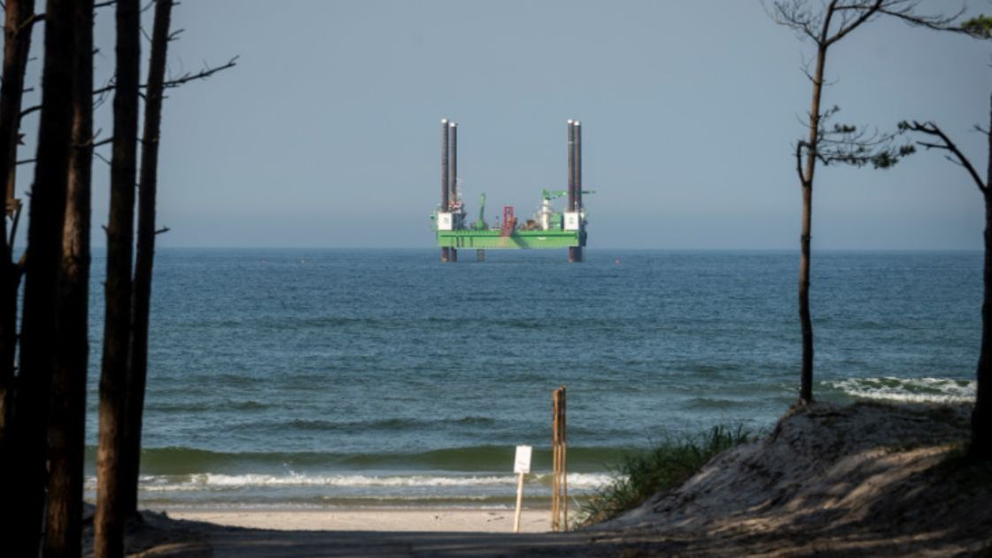 Pierwsze połączenie farmy wiatrowej Baltic Power z lądem