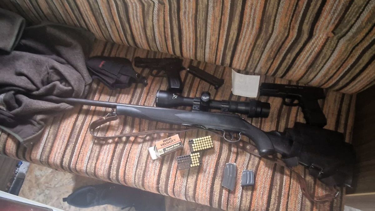 Broń długa wraz z amunicją