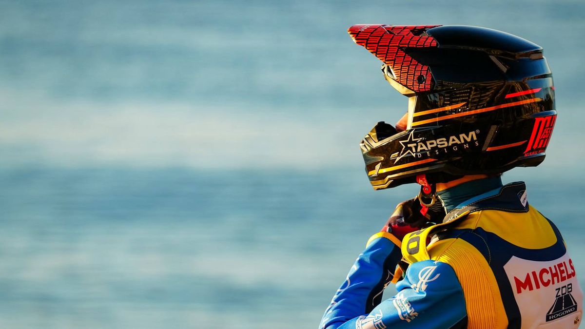 Nowy sezon i nowe stroje toruńskich żużlowców