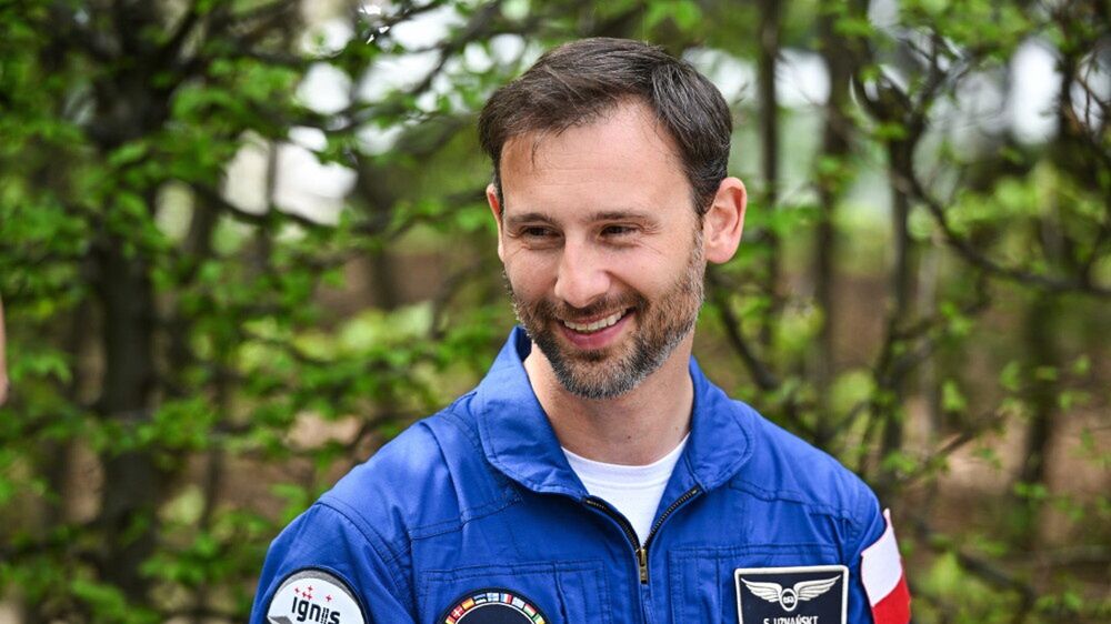 Radek Pietruszka
III Konferencja Bezpiecze�stwa ESA, konferencja, polityk, polityka, polska prezydencja, posiedzenie, przewodzenie, przyw�dztwo, spotkanie, UE, unia europejska, portret, POLAND 25 EU, POLAND25 EU, POLAND25.EU, POLAND25EU