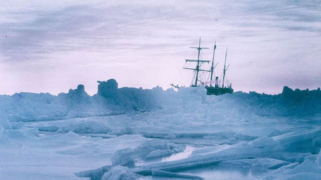 Skuty lodem statek „Endurance”.