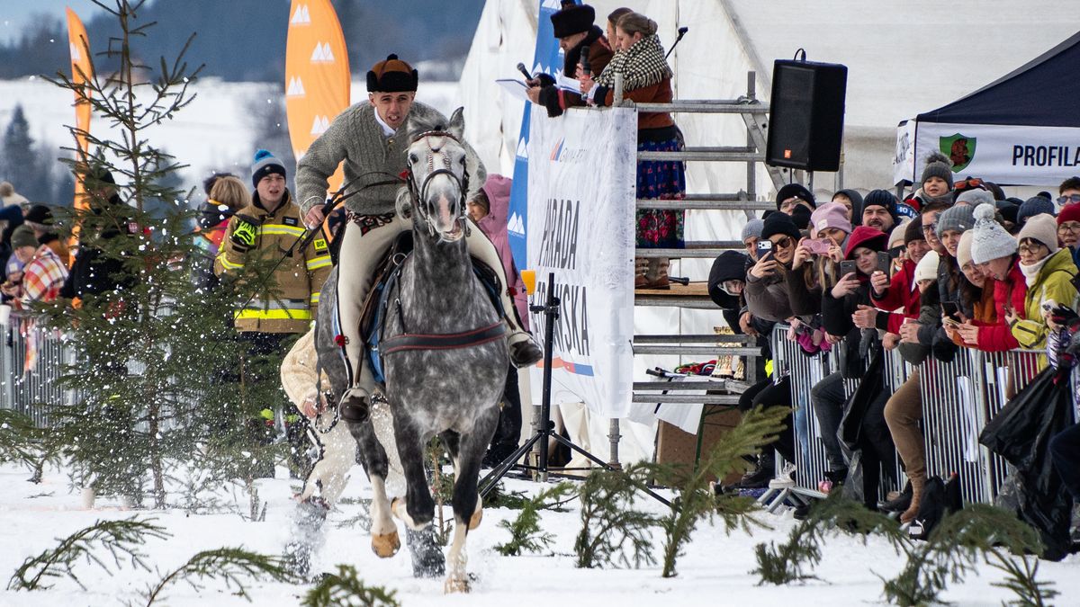 Kumoterki, Ząb, Bartolski Wierch, Parada Gazdowska