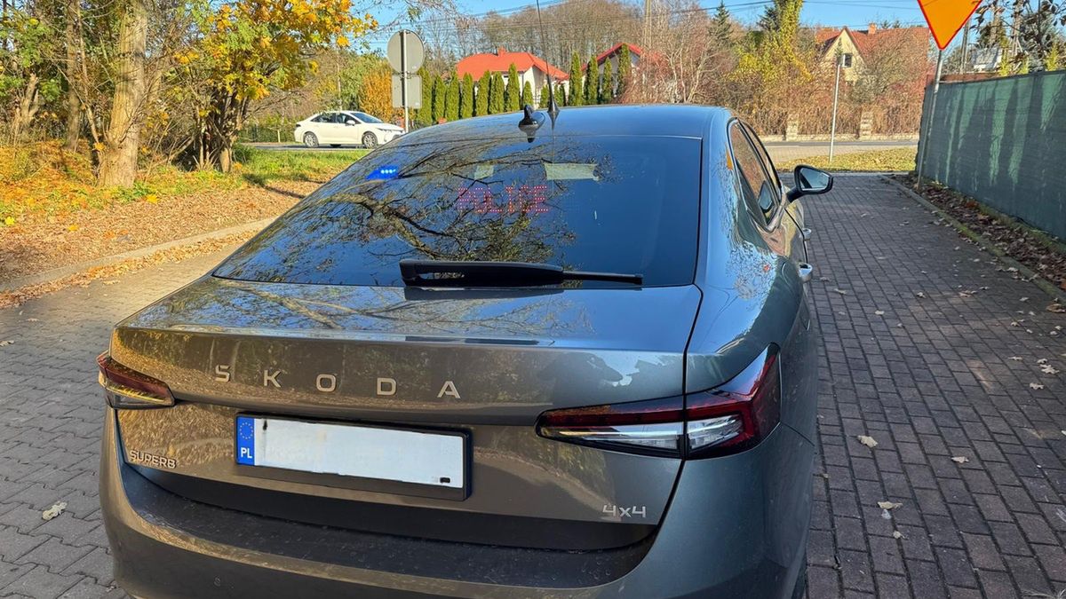 Ponad 200 km/h we mgle