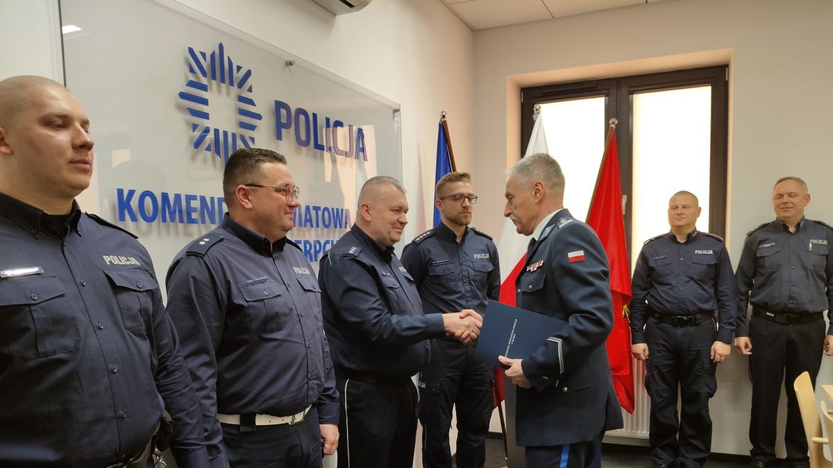 Wyróżnieni za uratowanie kobiety z pożaru
