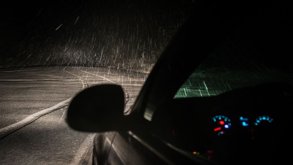 Używanie świateł samochodowych 