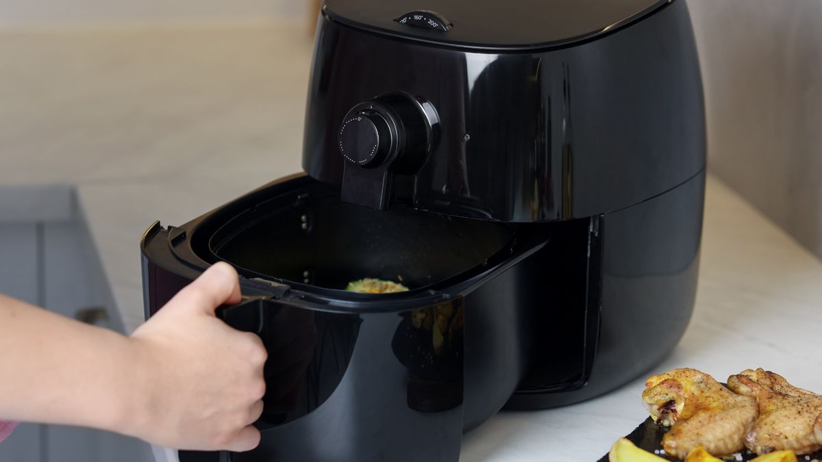 Jaki airfryer do 300 zł wybrać