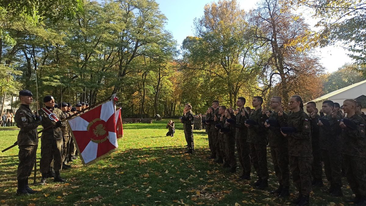 Ślubwoanie kadetów