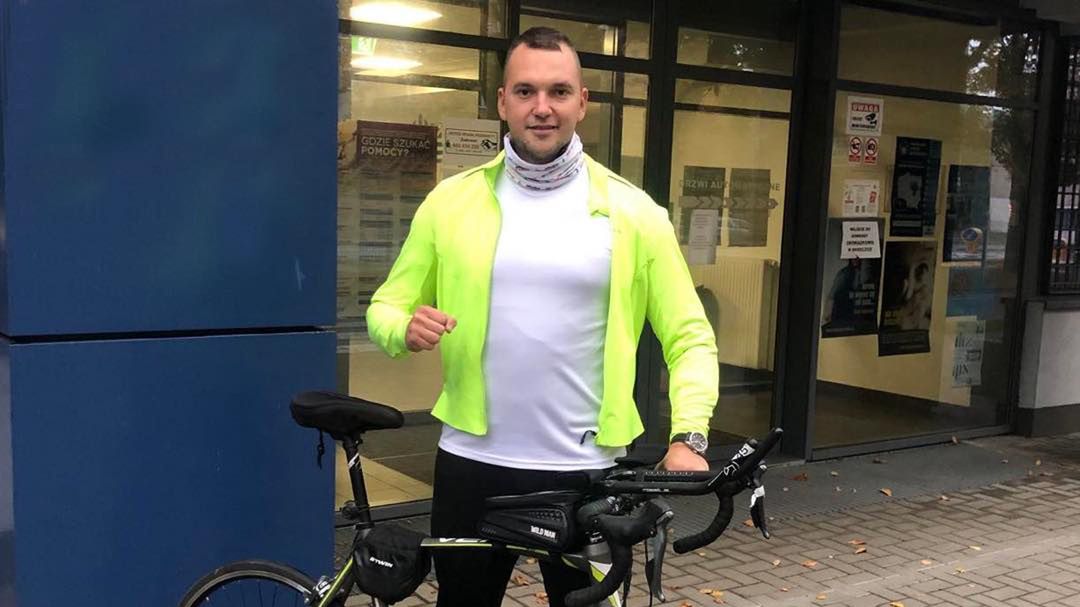 Ekstremalny rowerzysta idzie na rekord
