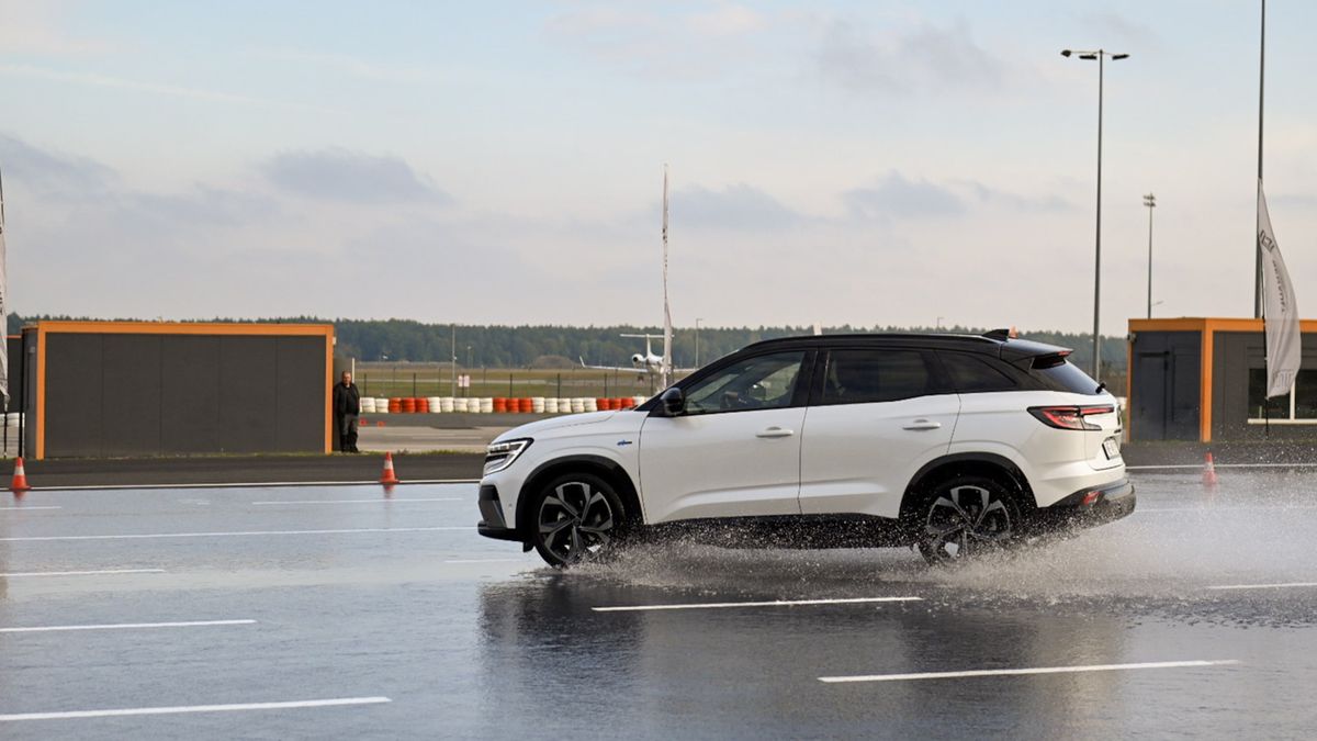 Szkolenia na torze Modlin 