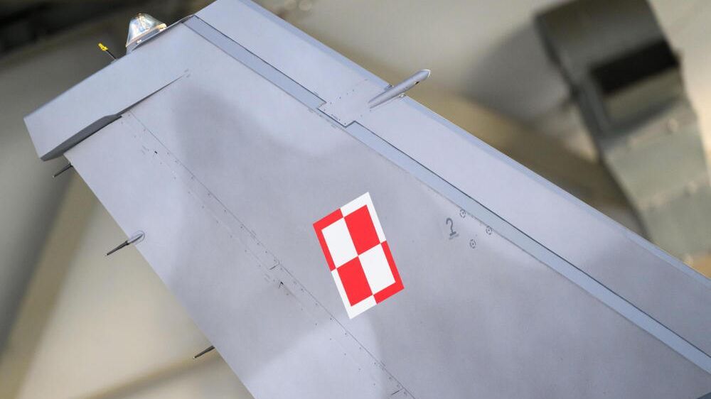 General Dynamics F-16 Fighting Falcon
Jakub Kaczmarczyk
31 baza lotnictwa taktycznego, 31. baza lotnictwa taktycznego, 31. bazie, minister, obrony, polityk, polityka, samolot, spotkanie, w poznaniu, wizyta