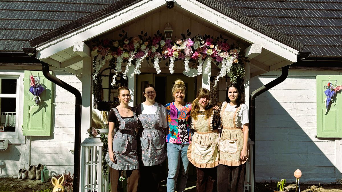 Malowana chatka w Złotorii - nietuzinkowa kawiarnia