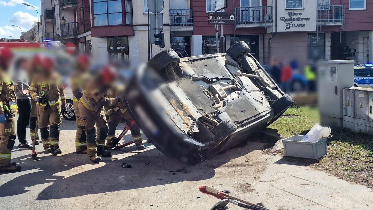 Zdarzenie na skrzyżowaniu Bielskiej i Sienkiewicza 