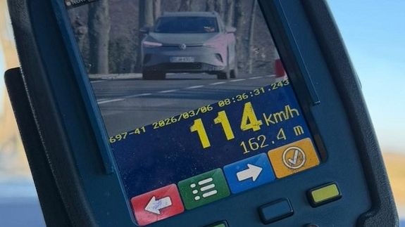 Kobieta przekroczyła prędkość