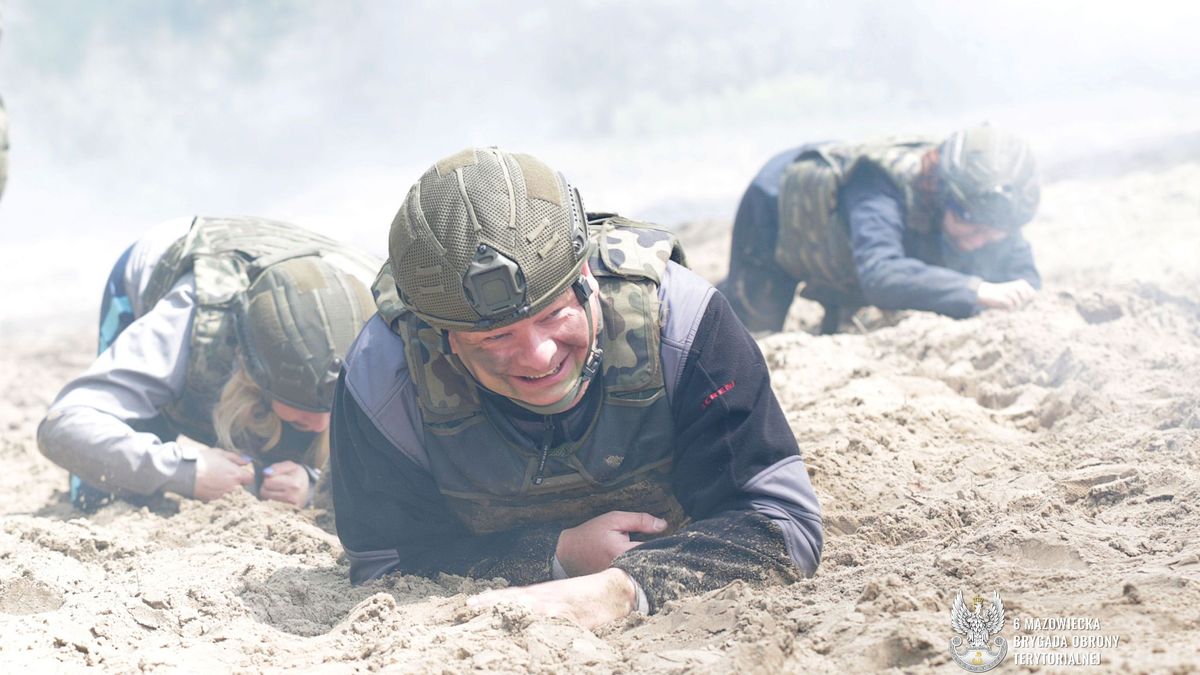 Samorządowcy na poligonie