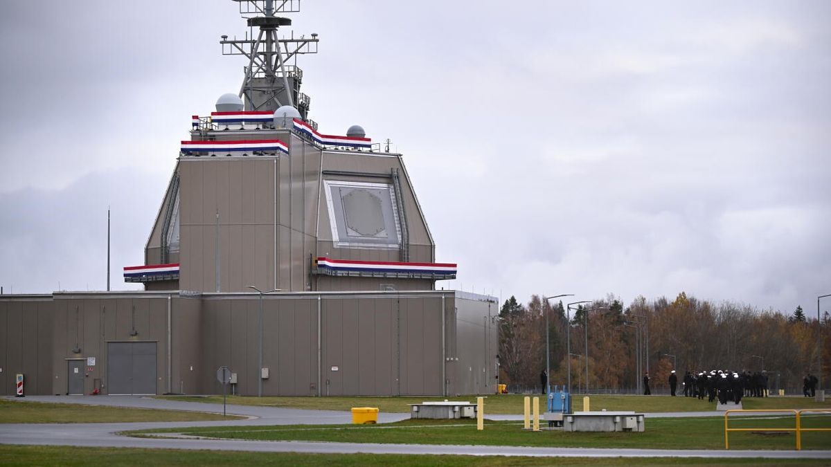 aza antyrakietowa
Adam War�awa
Aegis Offshore, Amerykanie, ameryka�ska, ameryka�skie, armia, baza, budowa, dow�dca, dzie�, instalacja, nato, wojsko