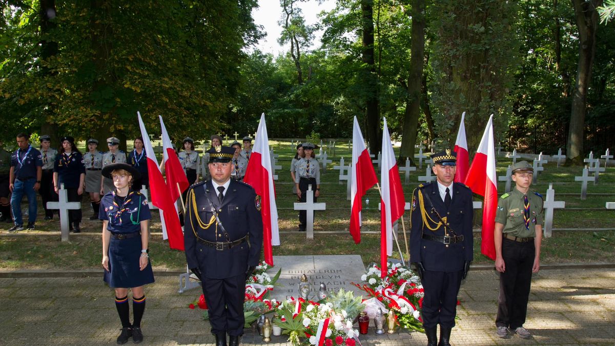 Obchody na Cmentarzu Garnizonowym