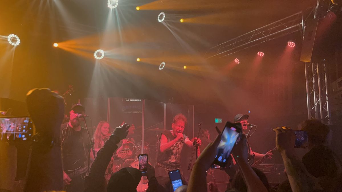 KSU na scenie klubu Lizard King