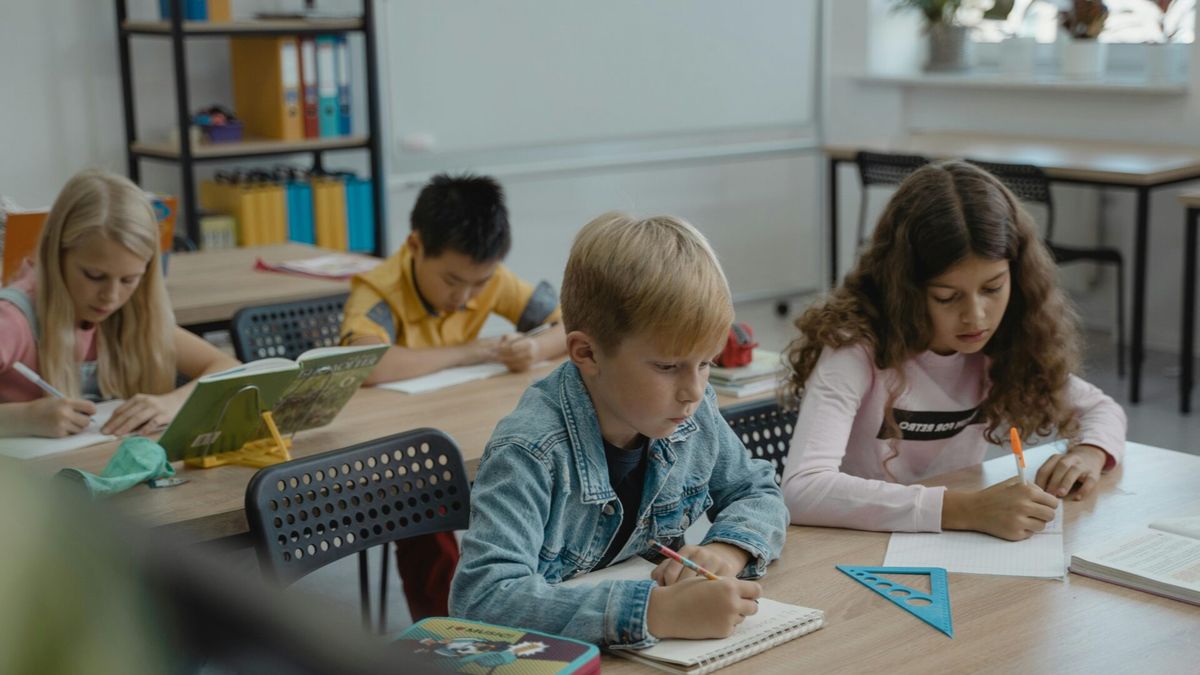 Uczniowie szkoła fot. poglądowa