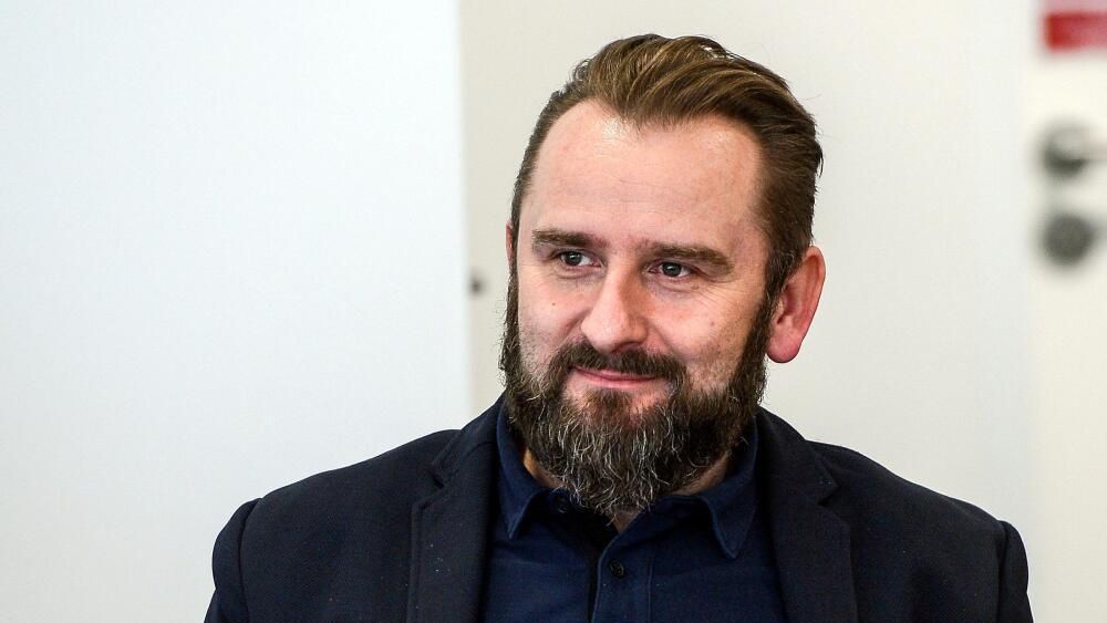 Piotr Liroy-Marzec
Stach Leszczy�ski
cyfryzacja, komisja, Piotr Liroy Marzec, Piotr Liroy-Marzec, portret, posiedzenie, raper, sejmowa, wyjazdowe, polityk, polityka