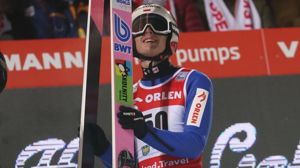 Pawe� W�sek
Grzegorz Momot
konkurs indywidualny, skoczek narciarski, skoki, sport