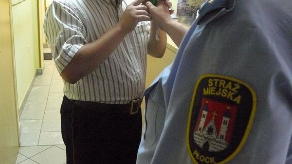 Alkomat dostępny w Straży Miejskiej w Płocku 