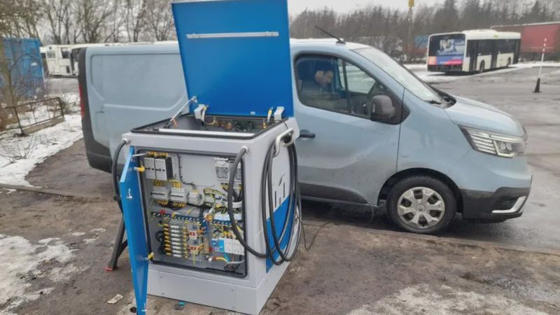 Rozpoczęto montaż ładowarek 