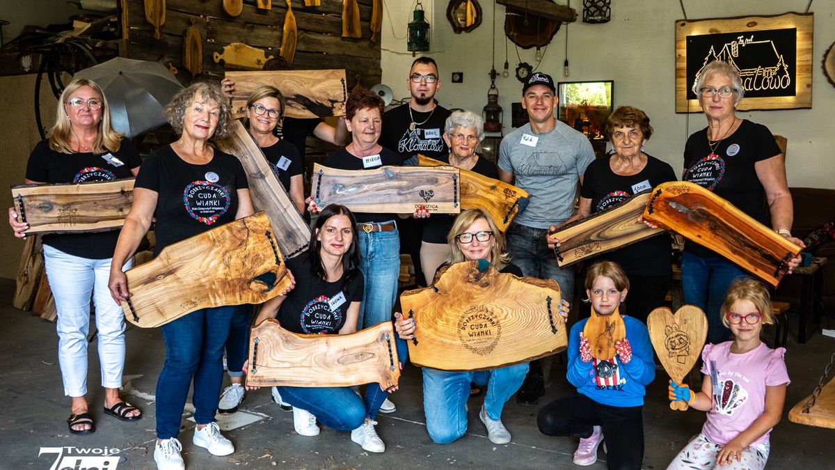 Deski, Dobrzyca, Dobrzyczanki, KGW