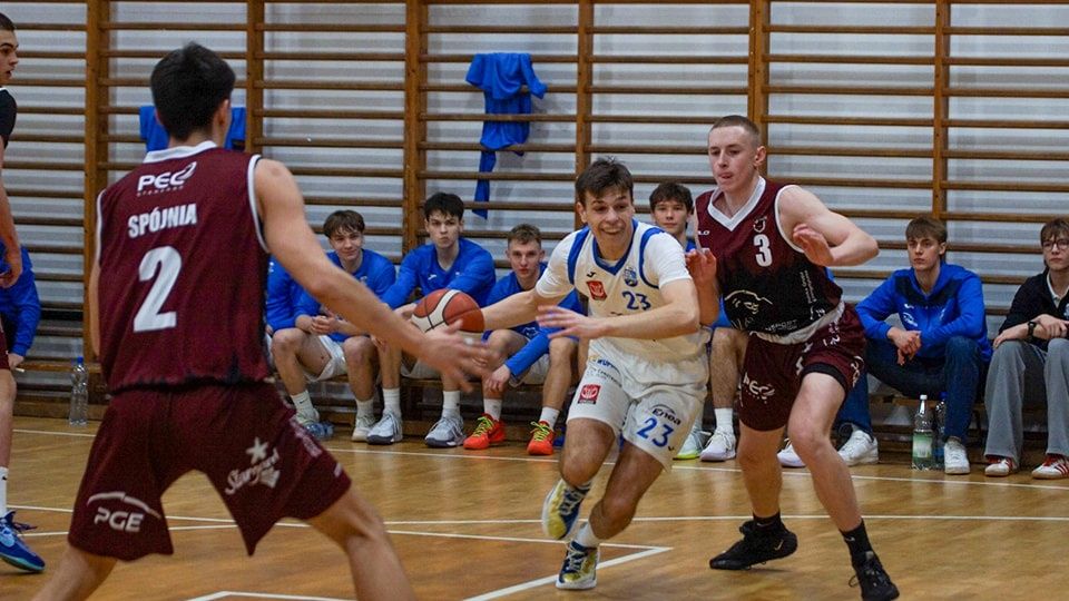 Udany początek strefy naszych juniorów starszych 