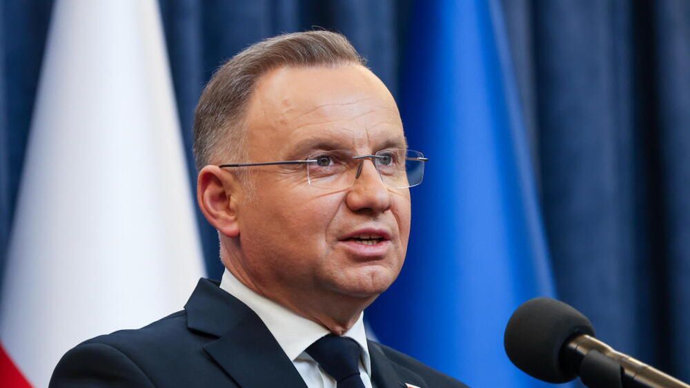 Andrzej Duda
Warszawa, 18.02.2025. Konferencja prasowa w Pa�acu Prezydenckim w Warszawie, 18 bm. g�owy pa�stwa RP Andrzeja Dudy po spotkaniu ze specjalnym wys�annikiem USA ds. Ukrainy i Rosji gen. Keithem Kelloggiem. (az/dw) PAP/Albert Zawada
Albert Zawada
dyplomacja, konferencji prasowej, Ludzie, Pa�ac Prezydencki, pe�nomocnikiem prezydenta usa, polityk, polityka, polityka obronna, portret, spotkanie, spotkaniu, wizyta