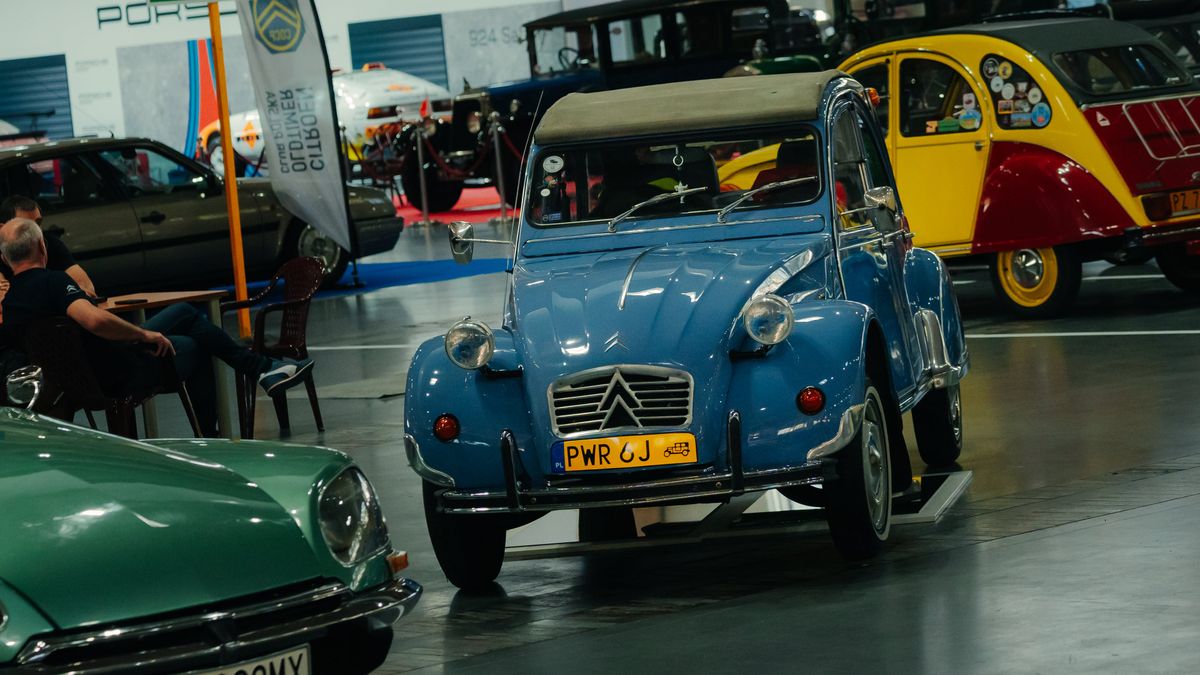 Retro Motor Show