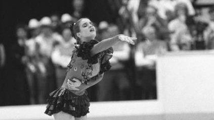 Rok 1988, igrzyska olimpijskie w Calgary i pojedynek, który przeszedł do historii jako "Bitwa Carmen". Katarina Witt z NRD. fot. Bundesarchiv_Bild_183-1988-0227-128
