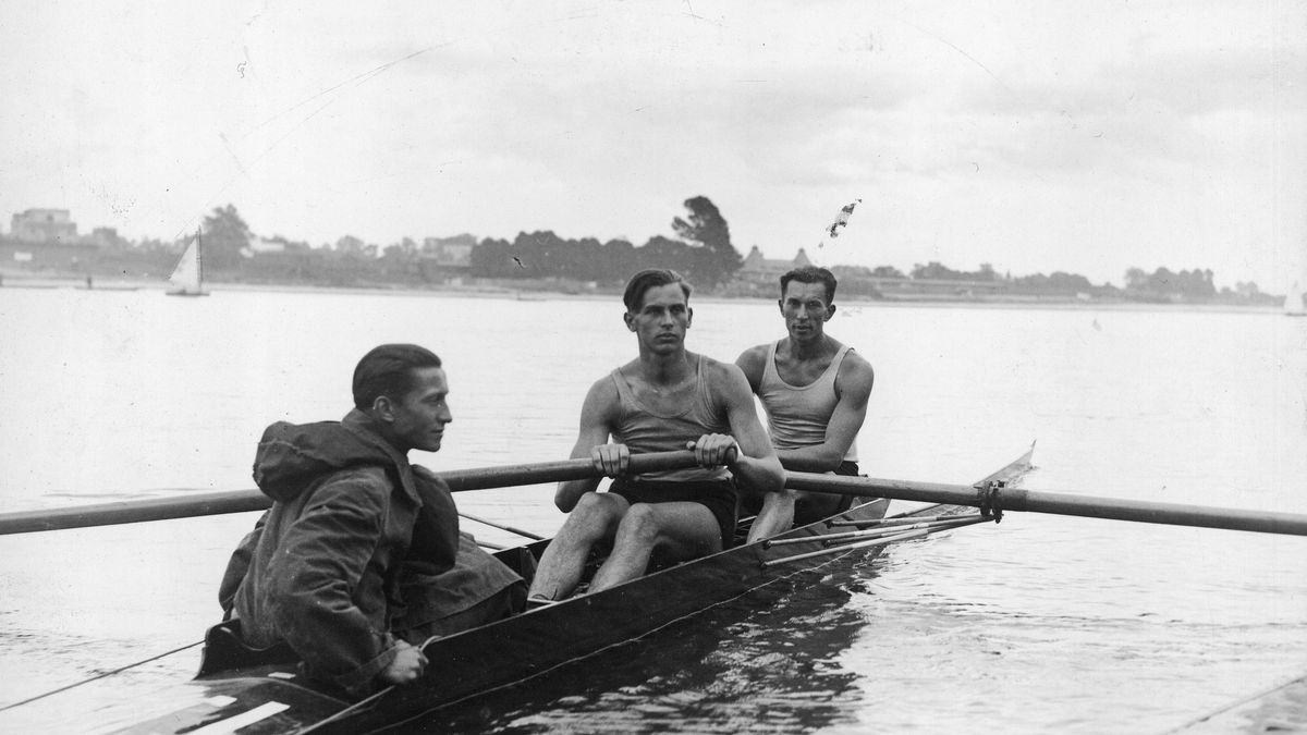 Jerzy Braun (w środku) fot. NAC/domena publiczna
