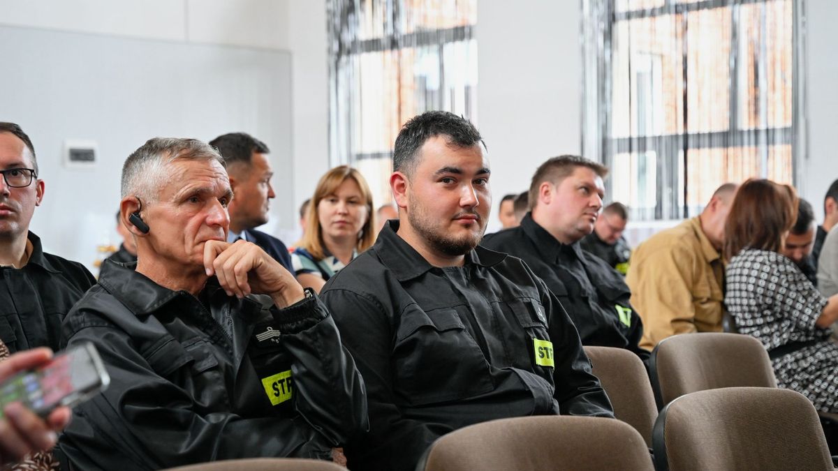 Podpisanie umów na wsparcie OSP