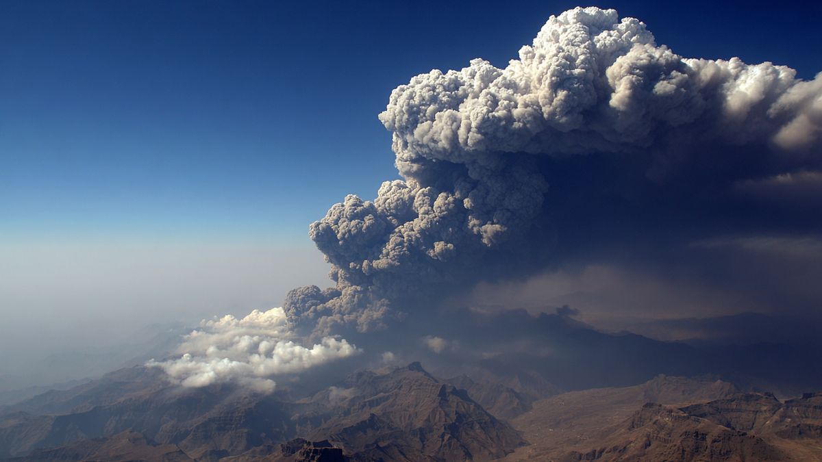 erupcja wulkanu