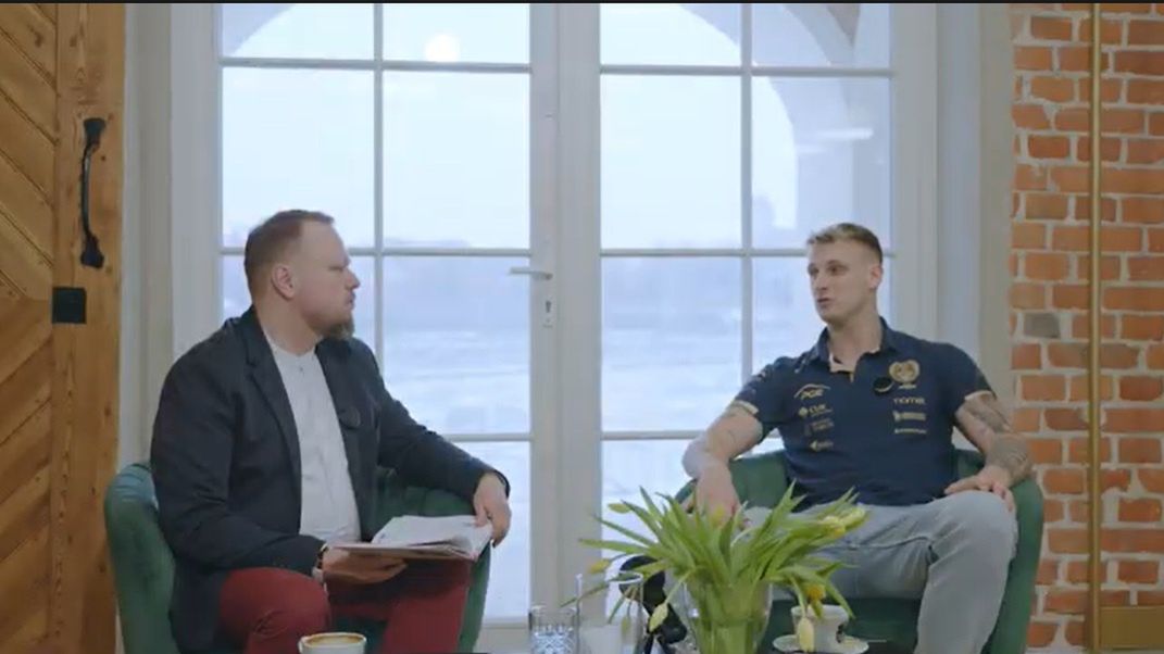 Adrian Aleksandrowicz i Skedi