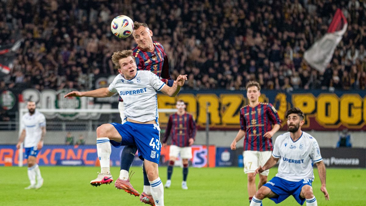 Lech Poznań wygrał w Szczecinie mimo wielkich problemów kadrowyc