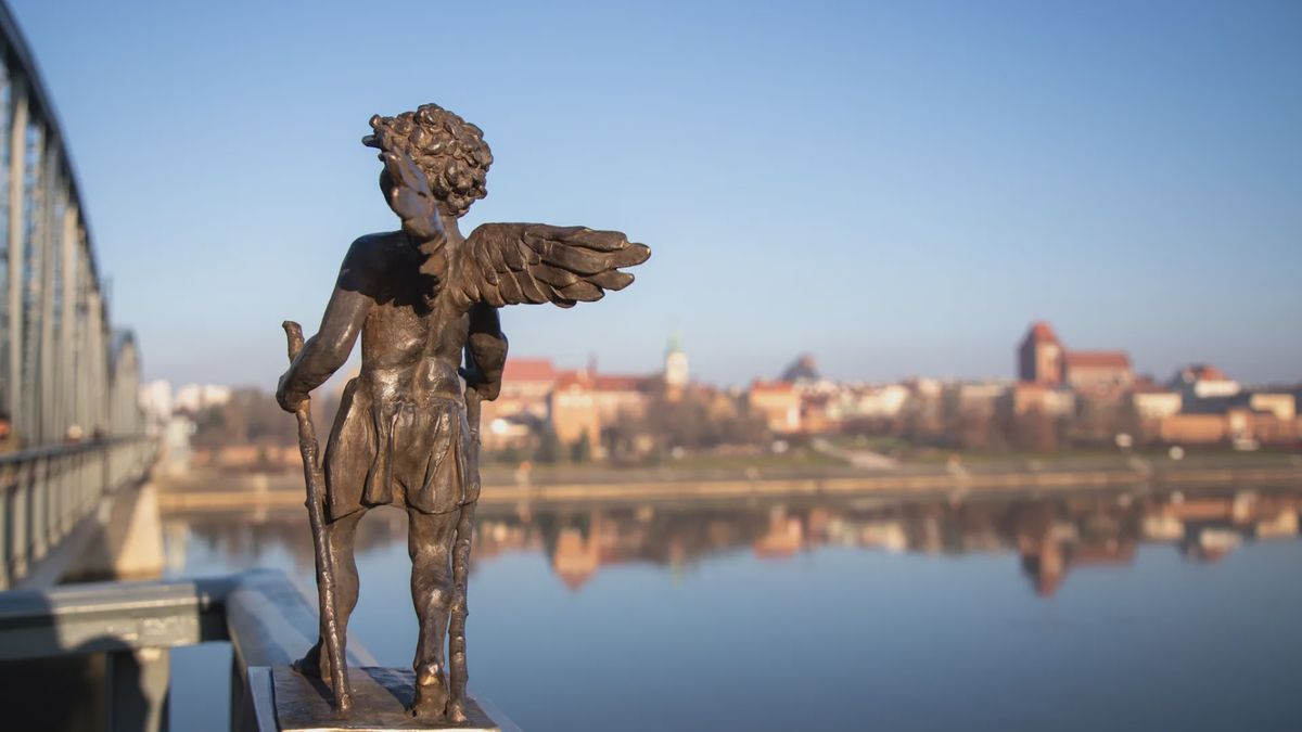 Anioł na moście im. J. Piłsudskiego