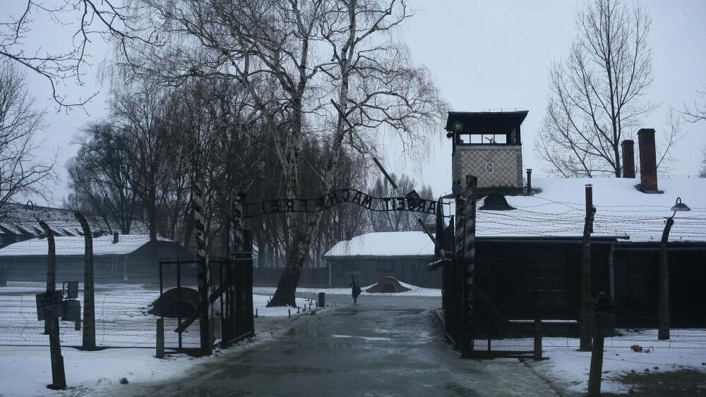 brama KL Auschwitz
Jarek Praszkiewicz
5. 5, Muzeum Auschwitz Birkenau, start, sztafeta, upami�tnienie, V, koncentracyjny, ob�z, zima